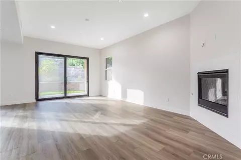 Living - 673 Castlehill, Walnut, CA 91789 photo 2 of 5