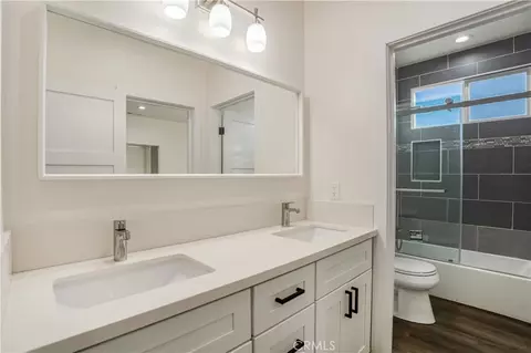 Bath - 673 Castlehill, Walnut, CA 91789 photo 3 of 4