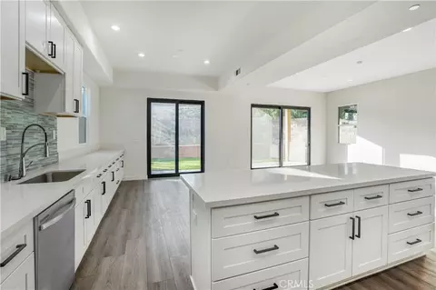 Kitchen - 673 Castlehill, Walnut, CA 91789 photo 2 of 2
