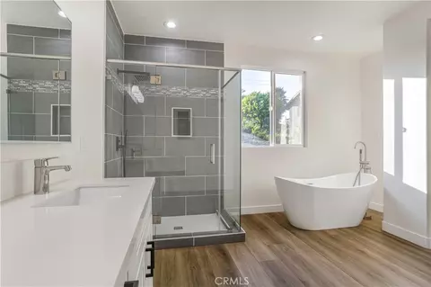Bath - 673 Castlehill, Walnut, CA 91789 photo 1 of 4