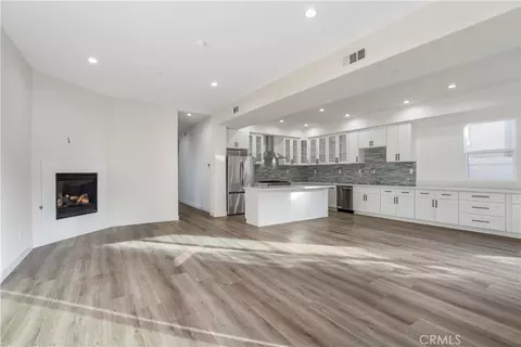 Living - 673 Castlehill, Walnut, CA 91789 photo 4 of 5