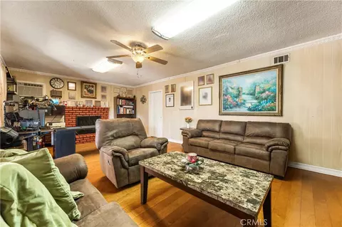 Living - 513 W 224th, Carson, CA 90745 photo 5 of 6