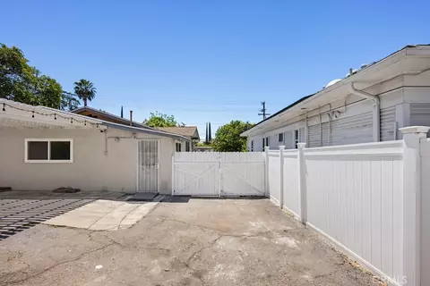 Exterior - 107 S Center St, Redlands, CA 92373 photo 6 of 10