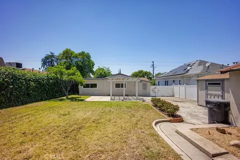 Exterior - 107 S Center St, Redlands, CA 92373 photo 9 of 10