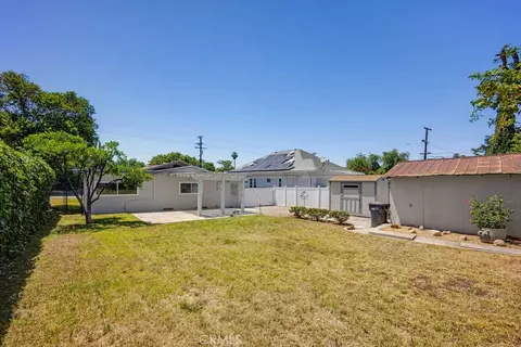 Exterior - 107 S Center St, Redlands, CA 92373 photo 8 of 10