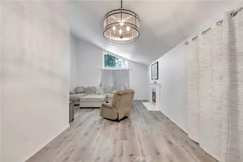 Living - 965 Hardwick, Beaumont, CA 92223 photo 3 of 4