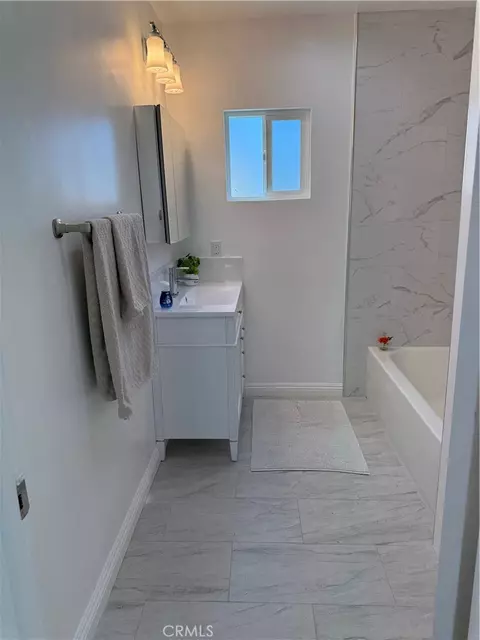 Bath - 1415 N N Spg, Compton, CA 90221 photo 1 of 11