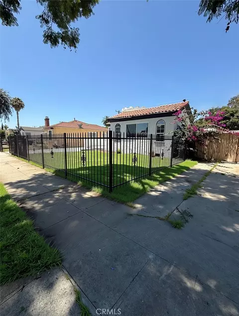 Exterior - 1415 N N Spg, Compton, CA 90221 photo 4 of 11