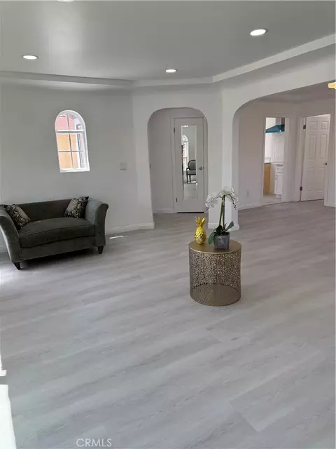 Living - 1415 N N Spg, Compton, CA 90221 photo 2 of 5