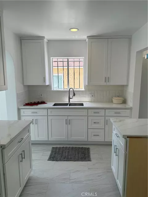 Kitchen - 1415 N N Spg, Compton, CA 90221 photo 2 of 7