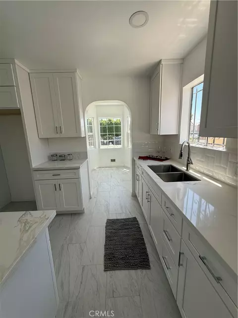 Kitchen - 1415 N N Spg, Compton, CA 90221 photo 3 of 7