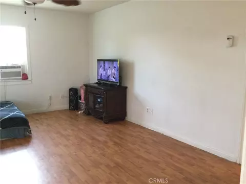 Living - 332 W 11th, Perris, CA 92570 photo 1 of 1