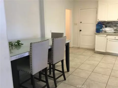 Dining - 332 W 11th, Perris, CA 92570 photo 1 of 2