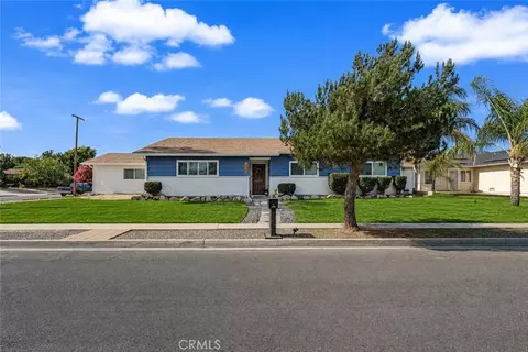Other - 590 E Van Koevering, Rialto, CA 92376 photo 2 of 10