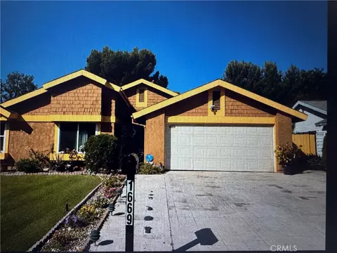 1669 W Phillips Dr, Pomona, CA 91766