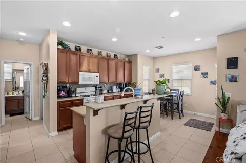 Entry Way - 4535 Bianca Way, Riverside, CA 92501 photo 3 of 6