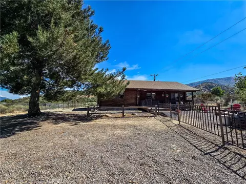 Exterior - 5363 Hess Rd, Phelan, CA 92371 photo 2 of 32