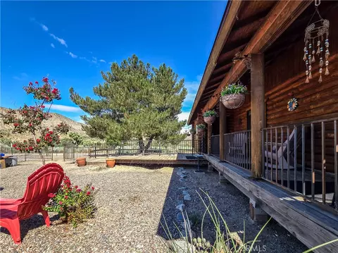 Exterior - 5363 Hess Rd, Phelan, CA 92371 photo 27 of 32