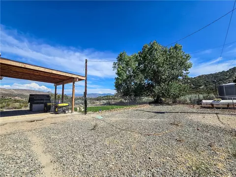 Exterior - 5363 Hess Rd, Phelan, CA 92371 photo 22 of 32