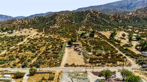 View/Area - 5363 Hess Rd, Phelan, CA 92371 photo 9 of 11