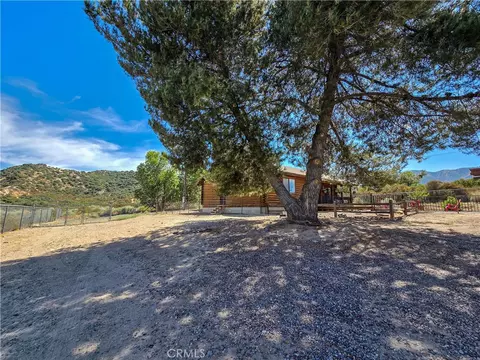 Exterior - 5363 Hess Rd, Phelan, CA 92371 photo 25 of 32