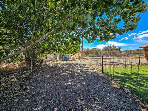 Exterior - 5363 Hess Rd, Phelan, CA 92371 photo 9 of 32