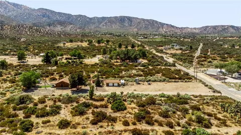View/Area - 5363 Hess Rd, Phelan, CA 92371 photo 7 of 11