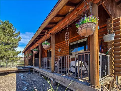 Exterior - 5363 Hess Rd, Phelan, CA 92371 photo 4 of 32