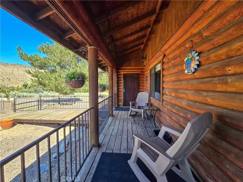 Exterior - 5363 Hess Rd, Phelan, CA 92371 photo 5 of 32