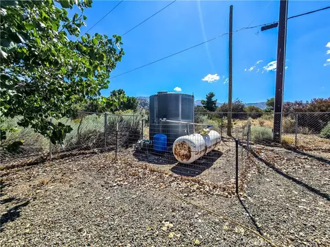 Exterior - 5363 Hess Rd, Phelan, CA 92371 photo 20 of 32
