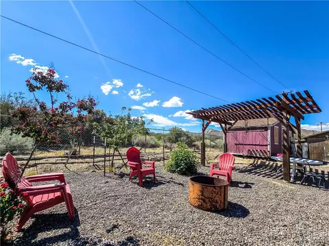 Exterior - 5363 Hess Rd, Phelan, CA 92371 photo 12 of 32