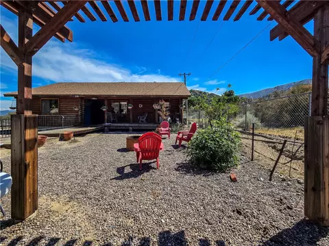 Exterior - 5363 Hess Rd, Phelan, CA 92371 photo 16 of 32