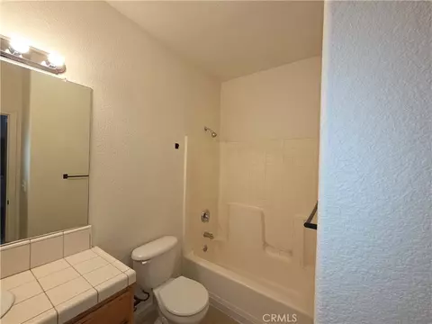 Bath - 1511 Ronnie Ct, Merced, CA 95341 photo 1 of 3