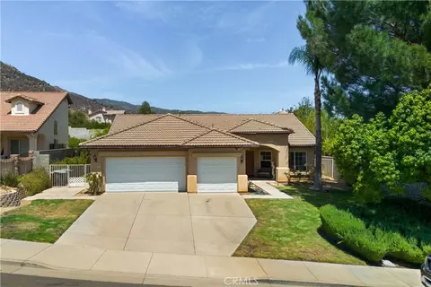 33455 Megan Ct, Lake Elsinore, CA 92530