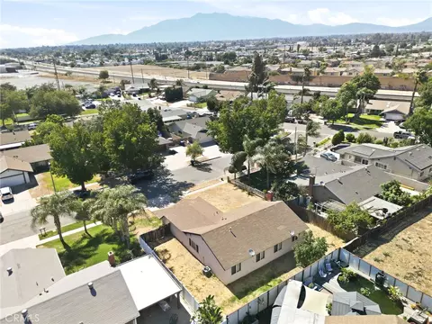 View/Area - 243 S Sutter, San Bernardino, CA 92410 photo 3 of 6