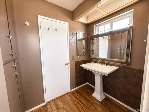 Bath - 548 Vista Rambla, Walnut, CA 91789 photo 2 of 5
