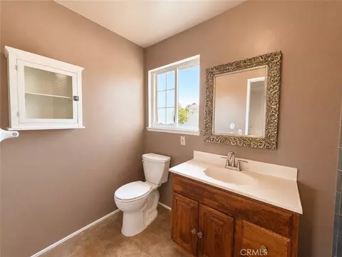 Bath - 548 Vista Rambla, Walnut, CA 91789 photo 4 of 5
