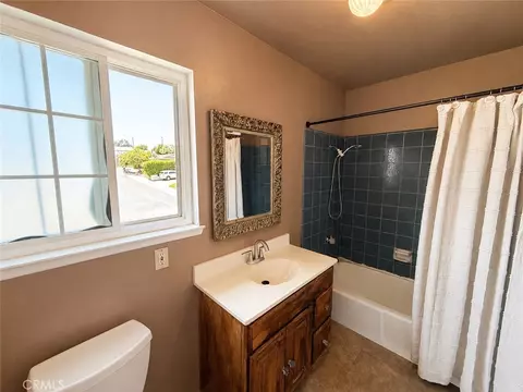 Bath - 548 Vista Rambla, Walnut, CA 91789 photo 5 of 5