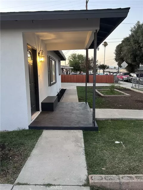 Exterior - 5844 Montgomery St, Riverside, CA 92503 photo 2 of 14