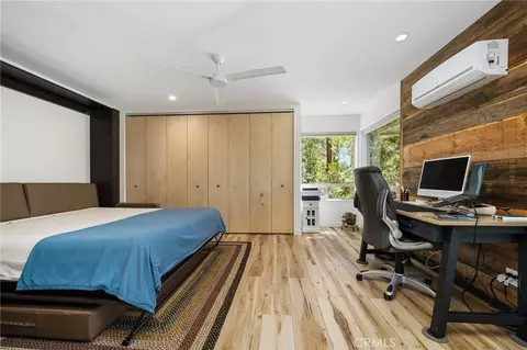 Bedroom - 54720 Pine Crst, Idyllwild, CA 92549 photo 3 of 4