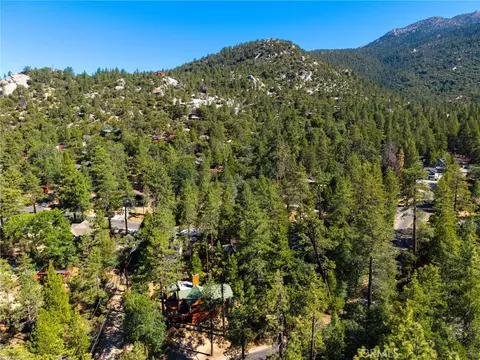 View/Area - 54720 Pine Crst, Idyllwild, CA 92549 photo 4 of 5