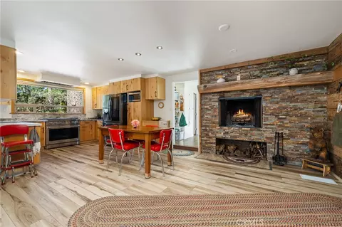 Kitchen - 54720 Pine Crst, Idyllwild, CA 92549 photo 1 of 6