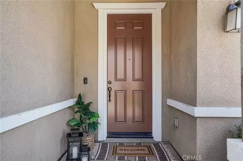 Entry Way - 20765 Barn Rd, Riverside, CA 92507 photo 2 of 8