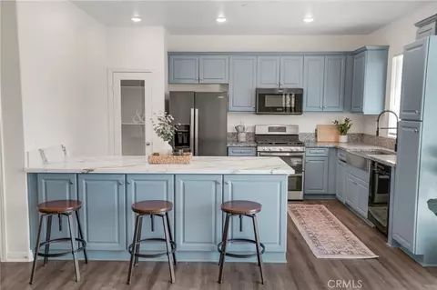 Kitchen - 20765 Barn Rd, Riverside, CA 92507 photo 1 of 5