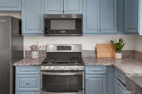 Kitchen - 20765 Barn Rd, Riverside, CA 92507 photo 5 of 7