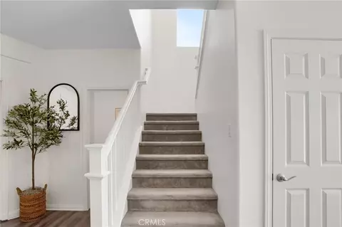 Entry Way - 20765 Barn Rd, Riverside, CA 92507 photo 7 of 9