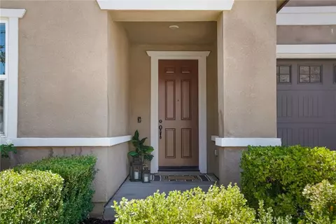 Entry Way - 20765 Barn Rd, Riverside, CA 92507 photo 1 of 9