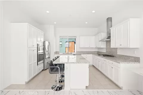 Kitchen - 104 Keeper, Irvine, CA 92618 photo 1 of 4