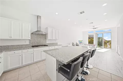 Kitchen - 104 Keeper, Irvine, CA 92618 photo 3 of 4