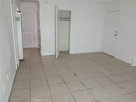 Living - 751 Upton, Barstow, CA 92311 photo 4 of 4